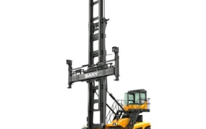 Container forklift rental Dubai for port and yard operations