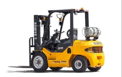 Lpg forklift rental Dubai for low cost operations